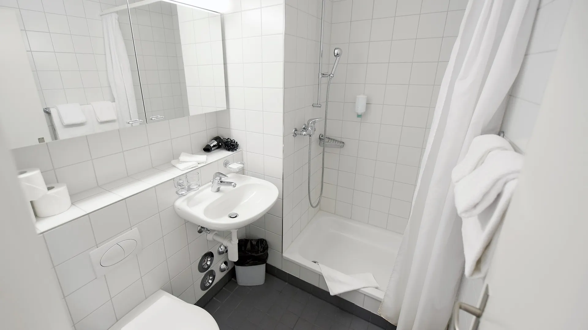 Apaliving - Budgethotel Basilea 2*,  Svizzera